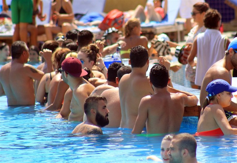 The Sunday Club at Cyan